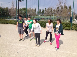 Students from B.A. and Robin playing la Pétanque